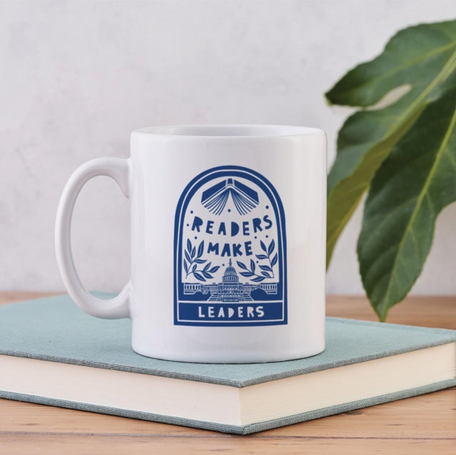 Book cover of: Readers make Leaders - Literary Mug