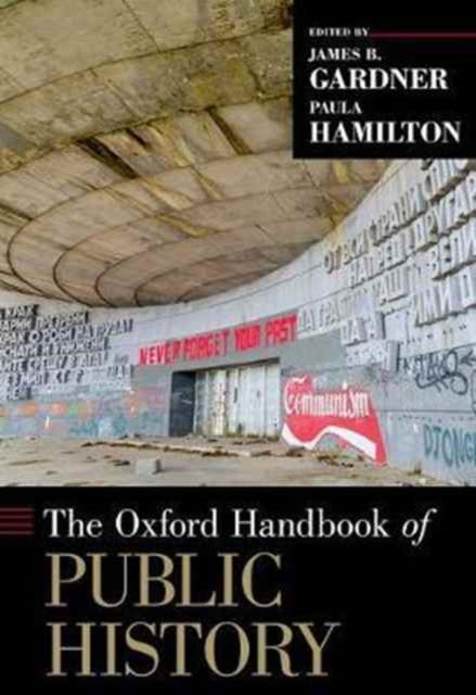 Book cover of: Oxford Handbook of Public History
