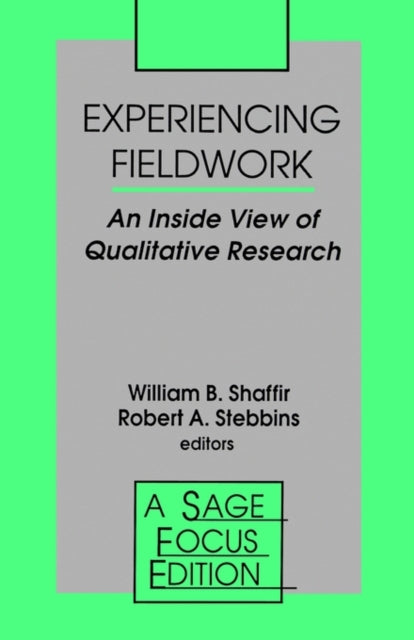 Book cover of: Experiencing Fieldwork