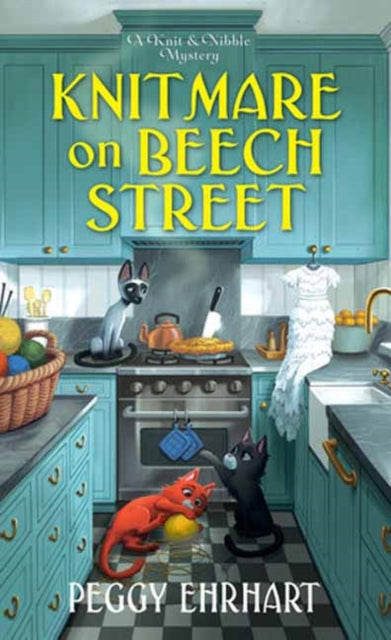 Book cover of: Knitmare on Beech Street. By: Peggy Ehrhart