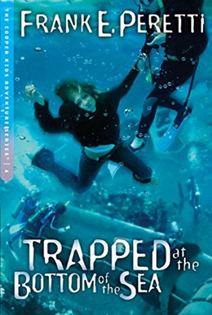 Book cover of: Trapped at the Bottom of the Sea. By: Frank E. Peretti
