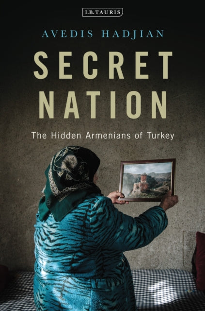 Book cover of: Secret Nation. By: Avedis Hadjian