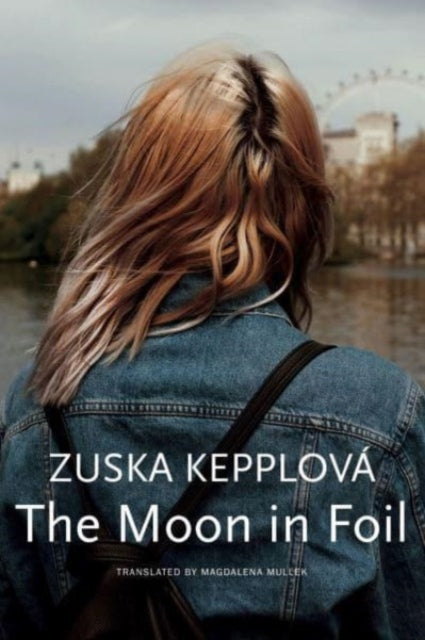 Book cover of: Moon in Foil. By: Zuska Kepplová