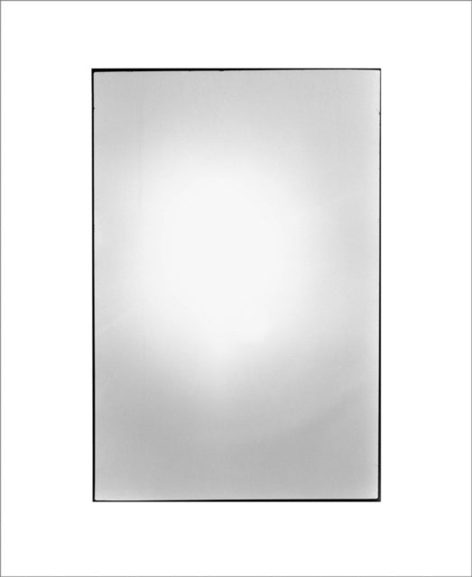 Zoe Leonard: Available Light 9781954947047 Zoe Leonard