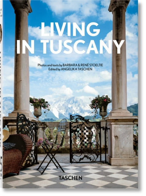 Book cover of: Living in Tuscany. 45th Ed.. By: Barbara & René Stoeltie