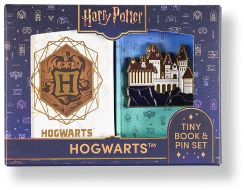 Harry Potter: Hogwarts Tiny Book and Pin Set